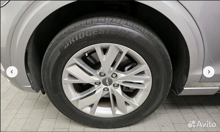 Genesis GV70 2.5 AT, 2021, 43 758 км