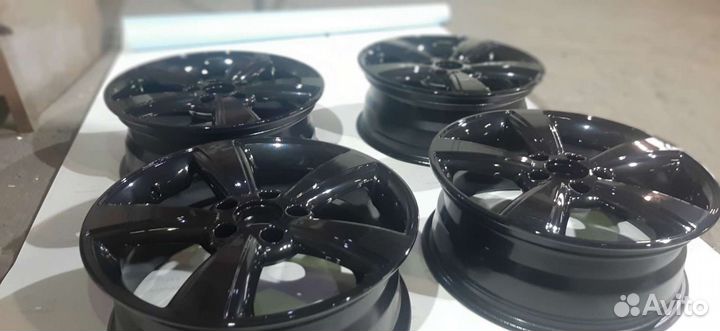 Порошковая покраска дисков.металлоизделий