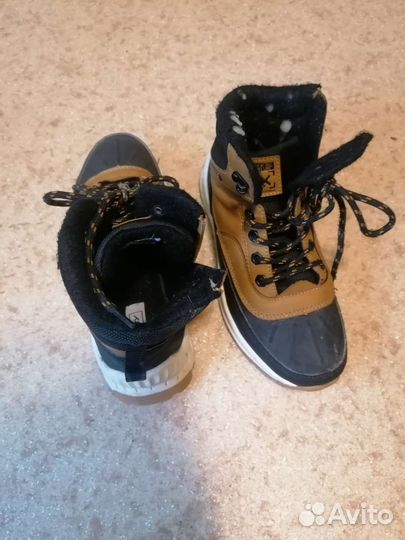Ботинки детские 33 размер