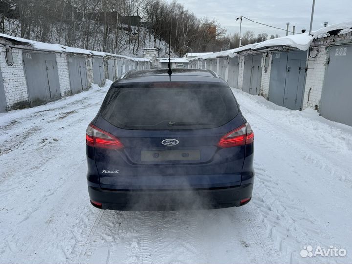 Ford Focus 1.6 МТ, 2012, битый, 175 000 км