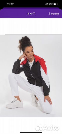 Ветровка женская