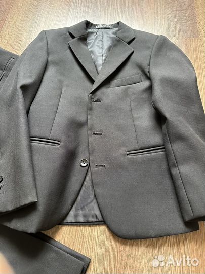 Школьный костюм тройка