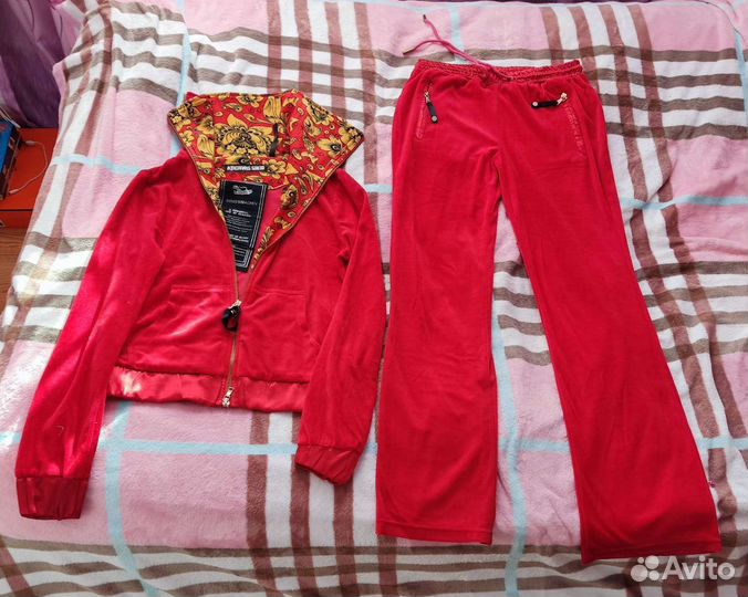 Спортивный костюм