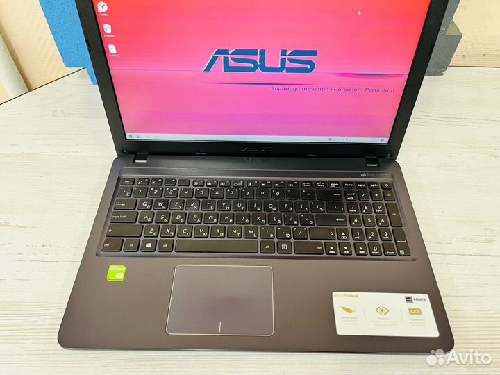 Игровой Asus i3-7020 8gb mx110 2gb
