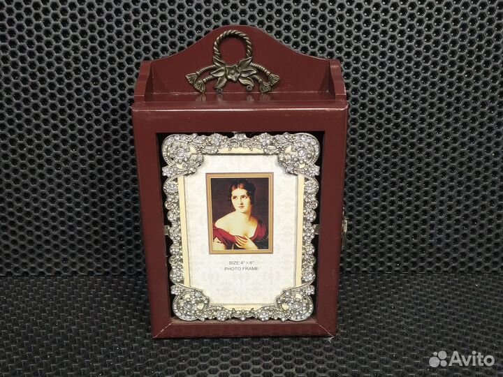 Ключница настенная