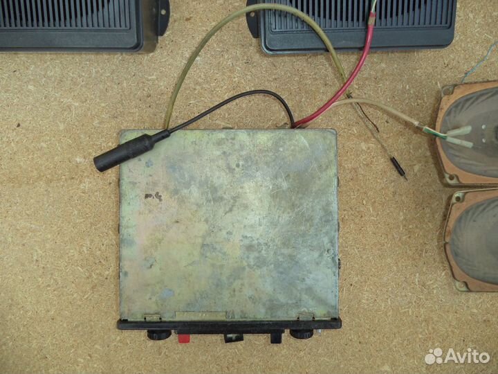 Автомобильная магнитола 