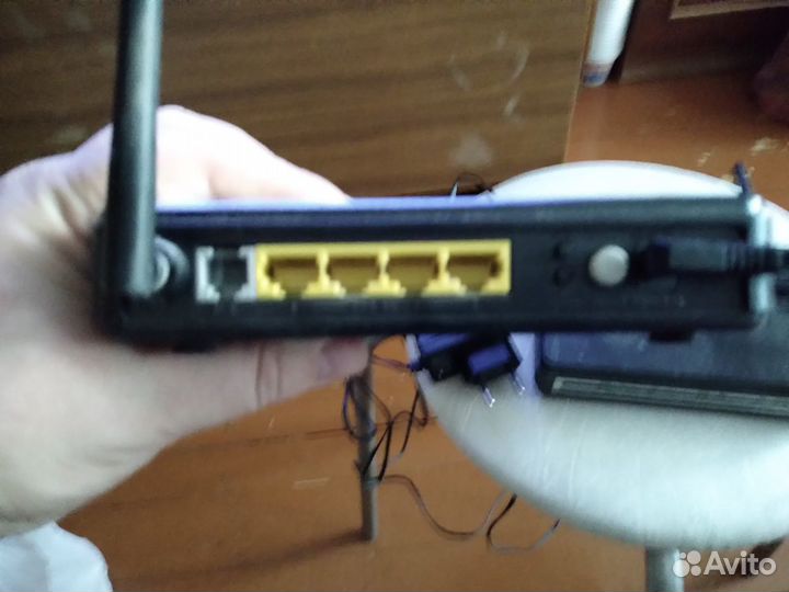 Wifi роутер D-Link DSL-2640U