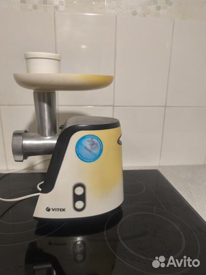 Мясорубка электрическая Vitek