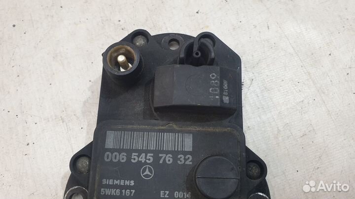 Коммутатор Mercedes-Benz W124 R107 W126