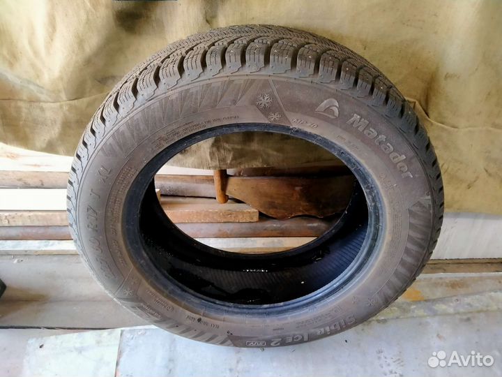 Matador MP 30 Sibir Ice 2 225/60 R17 90