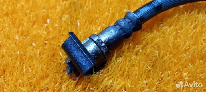 Шланг тормозной задний левый Mercedes-Benz C-Class