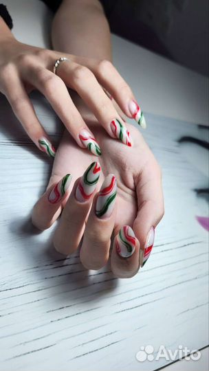 Маникюр/педикюр