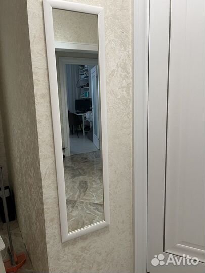 Зеркало настенное