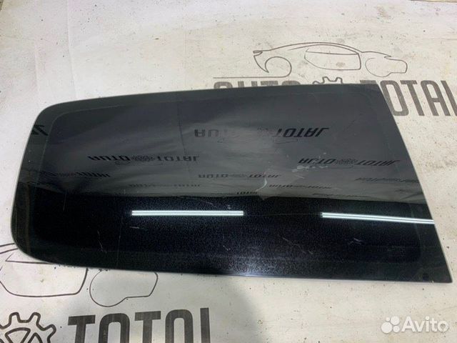 Стекло в крыло правое Renault Clio хэтбек 2001