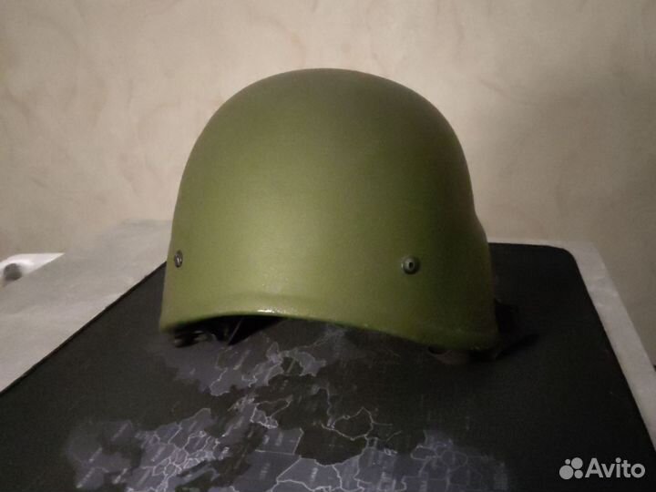 Каска/ шлем военный