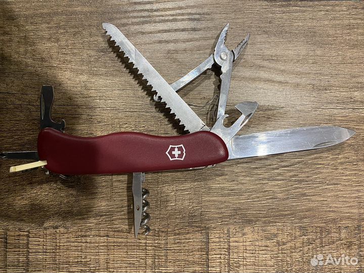 Нож швейцарский victorinox