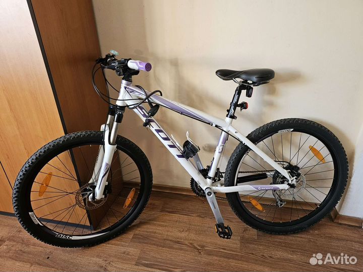 Женский велосипед Scott Contessa 30 (модель 2012)