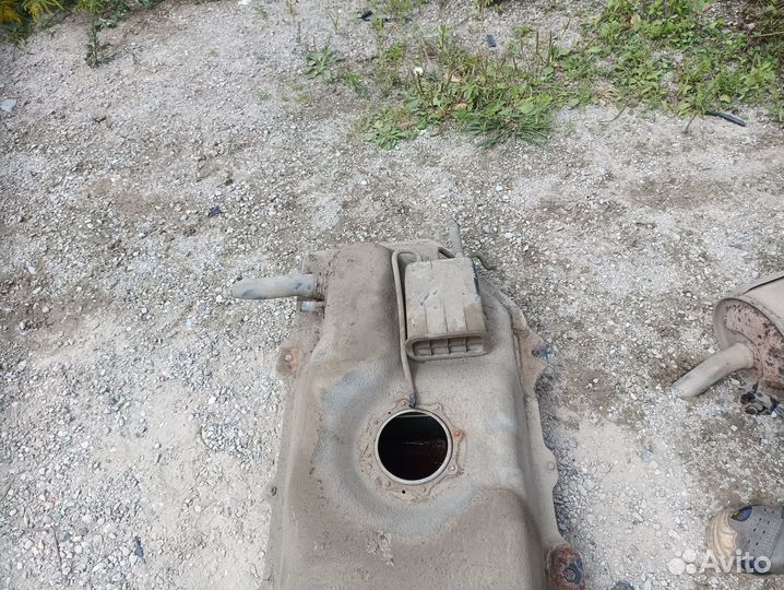 Топливный бак Hyundai Getz