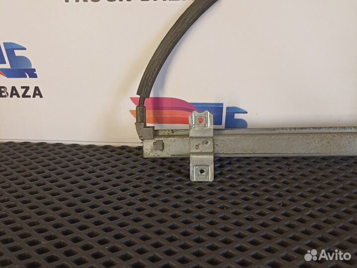 Стеклоподъемник электрический левый