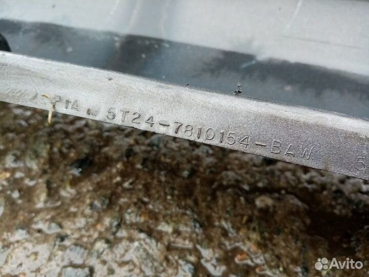 Накладка на порог правая Mazda Tribute EP 3.0