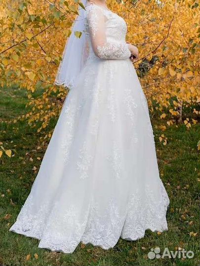 Свадебное платье