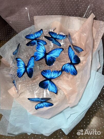 Светящийся букет из бабочек на 14 февраля