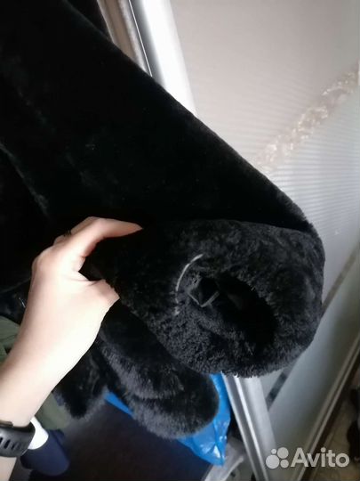 Шуба мутоновая с капюшоном