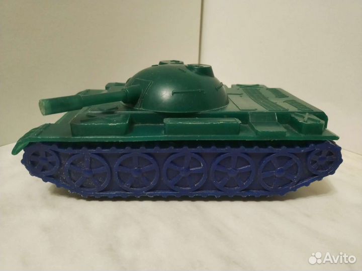 Танк игрушка военная техника СССР