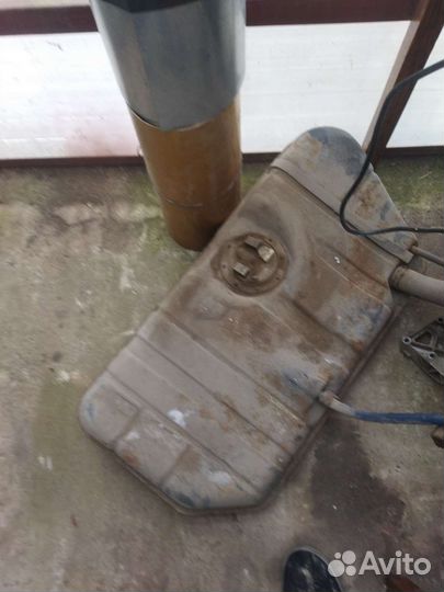 Топливный бак ваз 2110