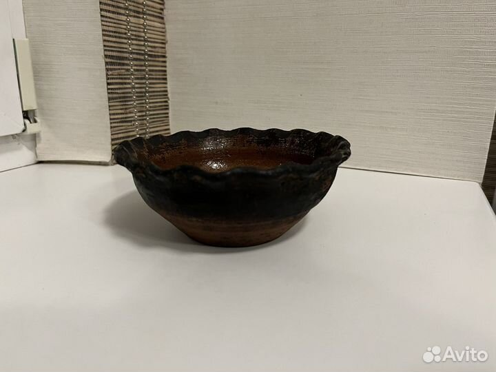 Крынки, горшки, тарелка глиняные