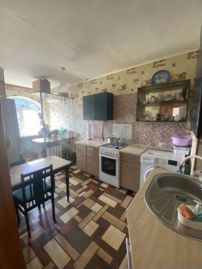 2-к. квартира, 48 м², 8/10 эт.