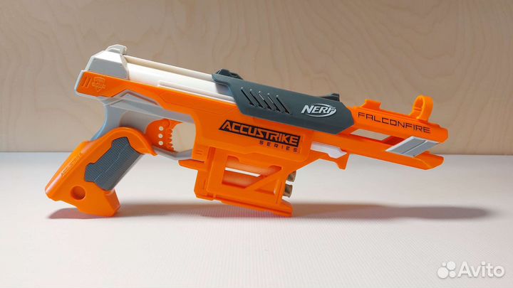 Бластер Nerf Accustrike + 3 стрелы mega