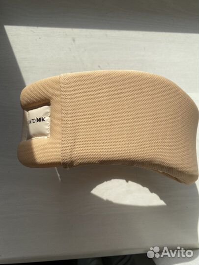 Фиксатор на шею