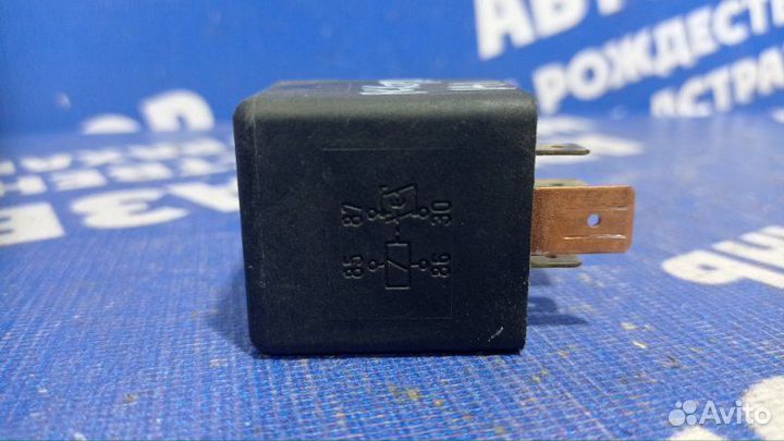 Реле ABS Opel Vectra A седан 1990