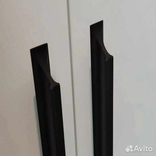 Шкаф распашной на заказ