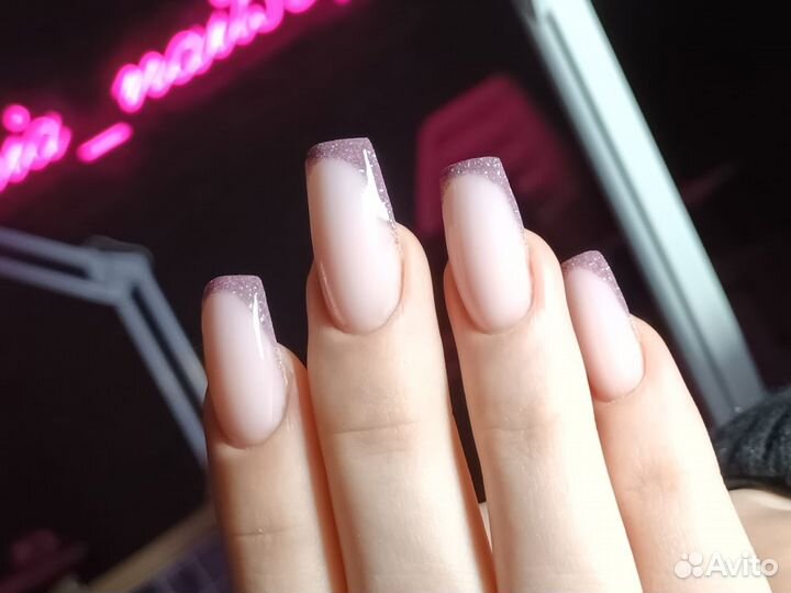 Наращивание ногтей