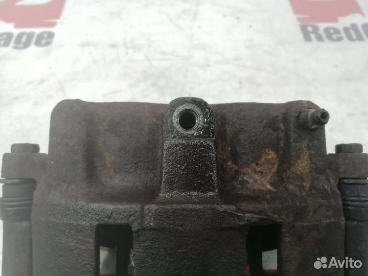 Суппорт передний правый Ford Explorer UN150