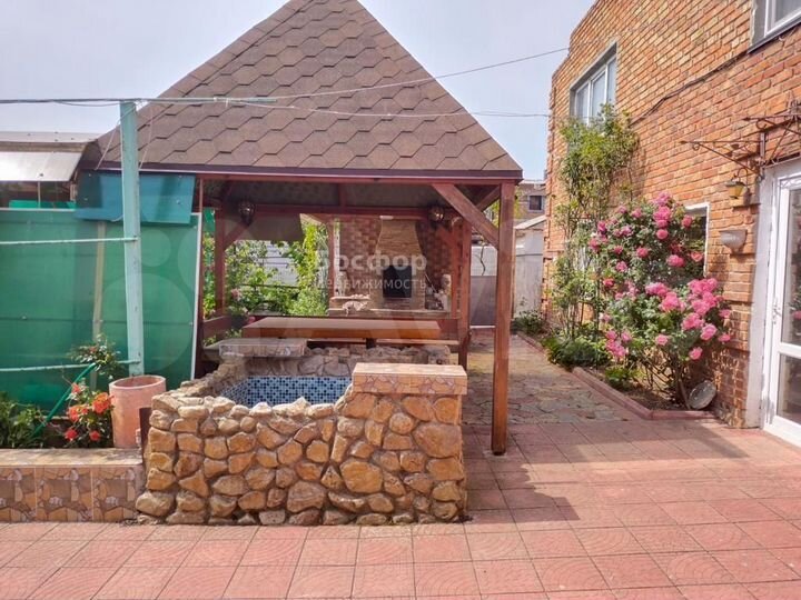 Дом 223 м² на участке 12 сот.