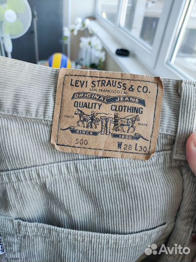 Вельветовые штаны Levis