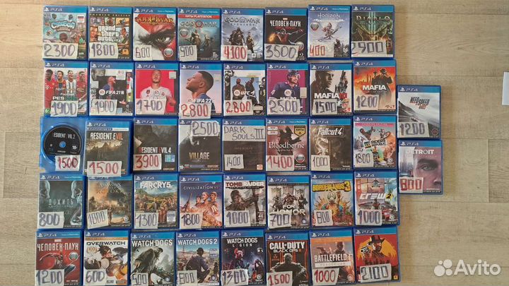 Игры ps4 GTA 5 человек паук ufc 4