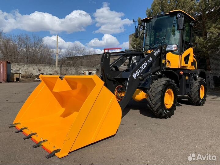 Фронтальный погрузчик BIZON 920, 2024
