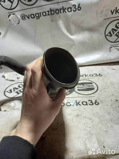 Патрубок интеркулера Audi A4 B5/VW Passat B5