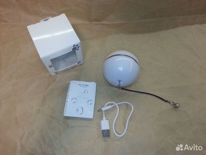 Светящийся шарик для кошки