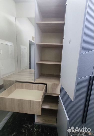 Гардеробные системы и вешалки