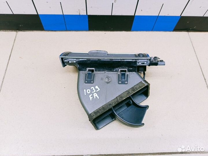 Дефлектор воздушный A6 C6,4F 2005-2011