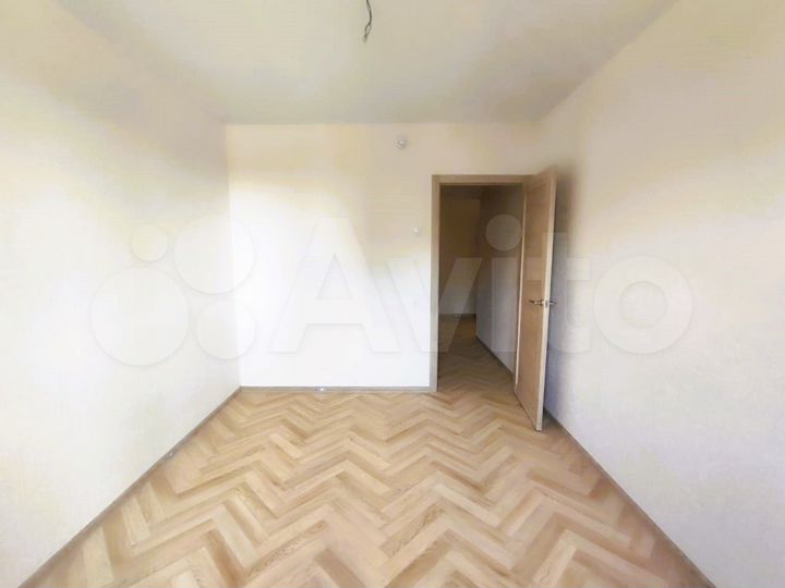 2-к. квартира, 56 м², 7/10 эт.