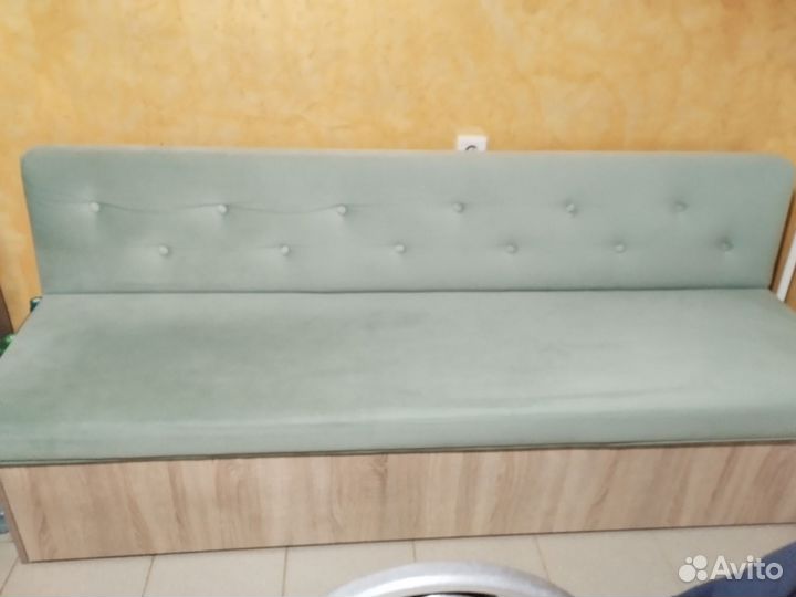 Диван прямой раскладной Верона