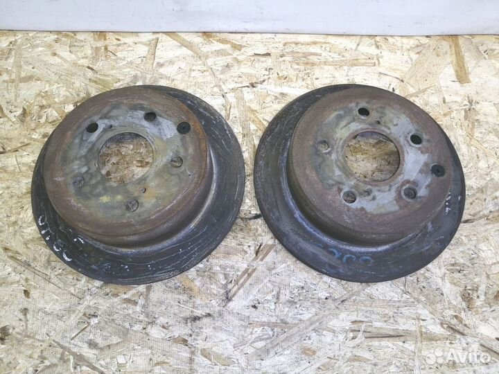 Тормозные диски задние пара Toyota Mark 2 GX100