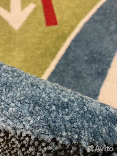 Продам ковер детский 200 на 300 см