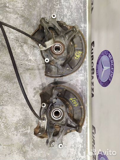 Кулак задний Mercedes W211